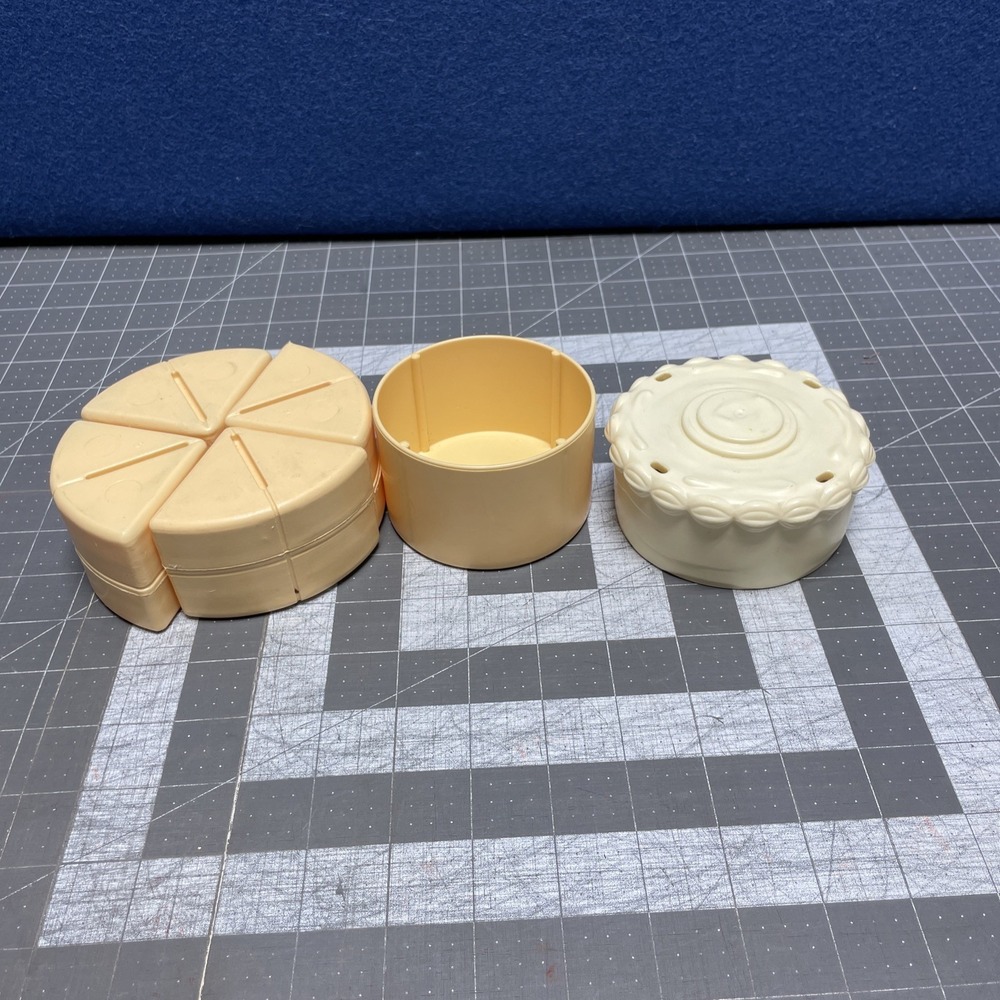 Fisher Price Fun With Food Create-a-Cake Set REPLACEMENT‎ Parts